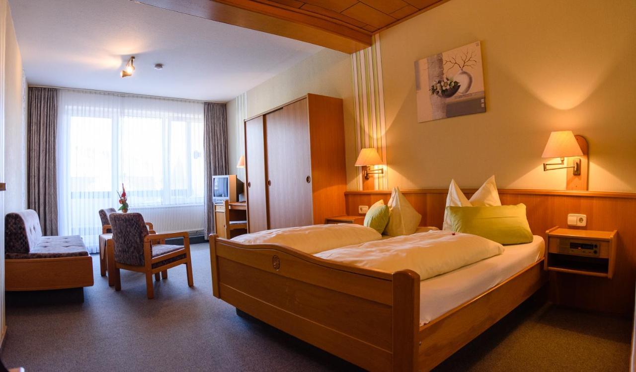 Landhotel Henkenhof Willingen ヴィリンゲン エクステリア 写真